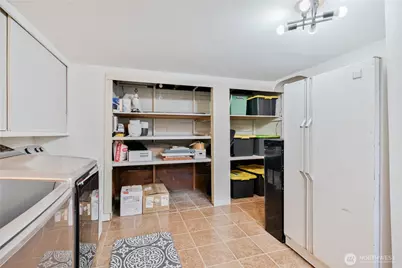 304 Crawford Street, Kelso, WA 98626 - Photo 35