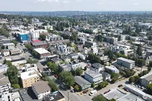 4200 Fremont Ave N, Seattle, WA 98103 - Photo 17