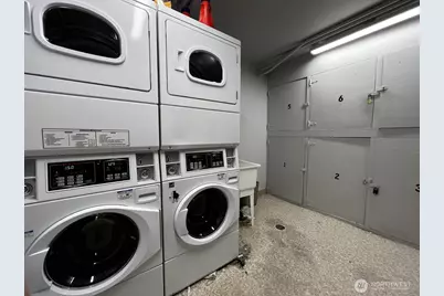 4200 Fremont Avenue N, Seattle, WA 98103 - Photo 15