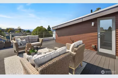 1704 E Marion Street, Seattle, WA 98122 - Photo 25