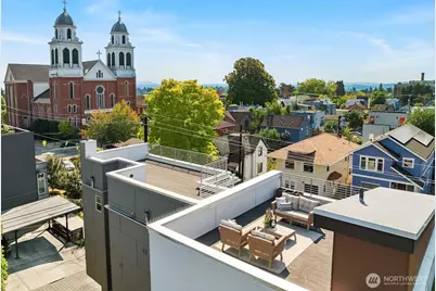 1704 E Marion Street, Seattle, WA 98122 - Photo 27