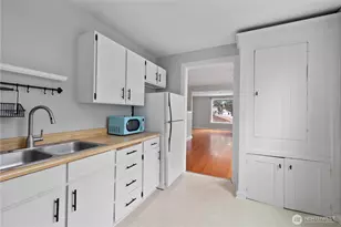 908 S 5th St, Tacoma, WA 98405 - Photo 5