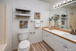 2101 N 55th St, Seattle, WA 98103 - Photo 21