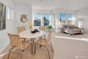 2101 N 55th St, Seattle, WA 98103 - Photo 11