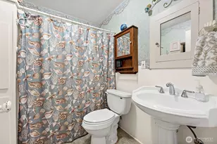 121 N Finch Creek Rd, Hoodsport, WA 98548 - Photo 19