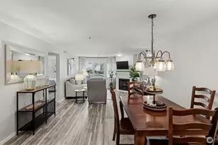 250 NW Dogwood St, Issaquah, WA 98027 - Photo 3