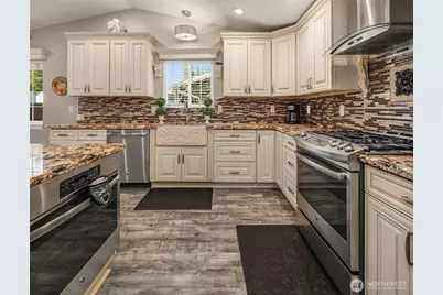 3001 163rd Street E, Tacoma, WA 98446 - Photo 15