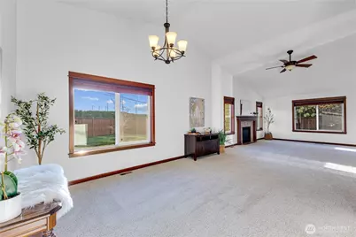 15530 Sunset Road, Bothell, WA 98012 - Photo 5