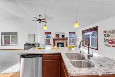 15530 Sunset Road, Bothell, WA 98012 - Photo 11