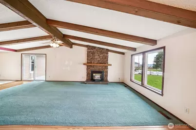 2406 10th Avenue, Milton, WA 98354 - Photo 9