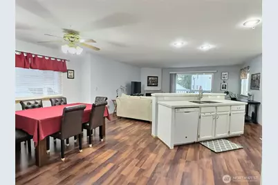 11325 19th Avenue SE #C-211, Everett, WA 98208 - Photo 13