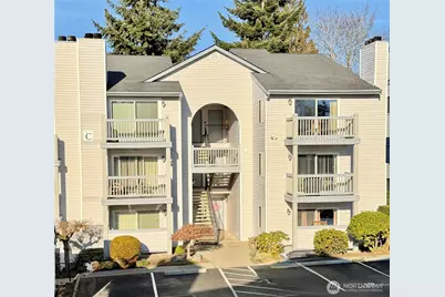 11325 19th Avenue SE #C-211, Everett, WA 98208 - Photo 1