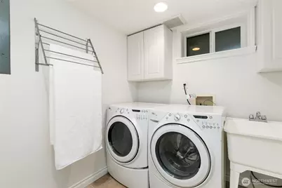 7731 29th Avenue NW, Seattle, WA 98117 - Photo 25