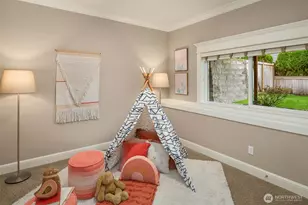 9942 SE 39th St, Mercer Island, WA 98040 - Photo 29