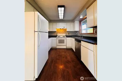 712 Hanford Avenue, Bremerton, WA 98310 - Photo 11