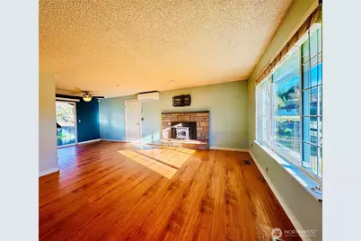 712 Hanford Avenue, Bremerton, WA 98310 - Photo 9