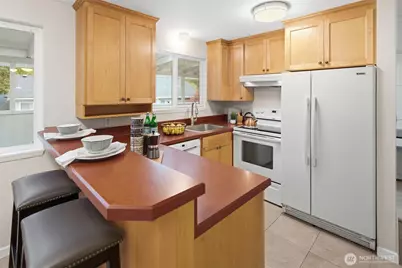 12664 NE 87th Street, Kirkland, WA 98033 - Photo 9