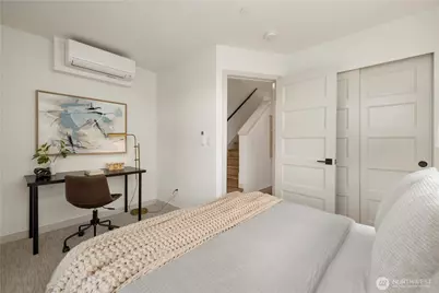 7013 9th Avenue NE, Seattle, WA 98115 - Photo 17