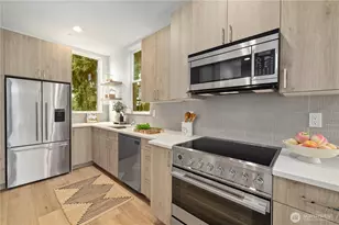 7013 9th Ave NE, Seattle, WA 98115 - Photo 5