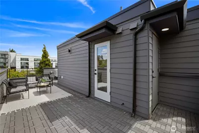 7013 9th Avenue NE, Seattle, WA 98115 - Photo 19