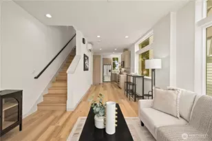 7013 9th Ave NE, Seattle, WA 98115 - Photo 13