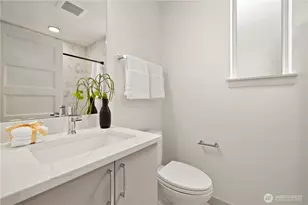 7013 9th Ave NE, Seattle, WA 98115 - Photo 15