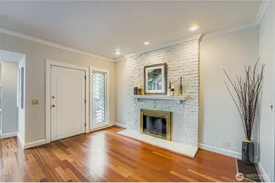 1924 Franklin Avenue E, Seattle, WA 98102 - Photo 7