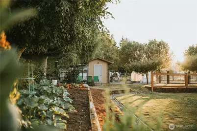 4004 50th Street Ct E, Tacoma, WA 98443 - Photo 35