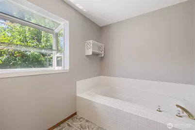 4004 50th Street Ct E, Tacoma, WA 98443 - Photo 19