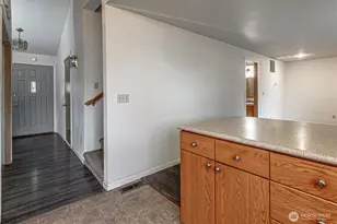 6135 36th St SE, Auburn, WA 98092 - Photo 15