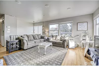 1401 Lake Youngs Way SE, Renton, WA 98058 - Photo 5