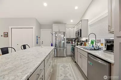 9615 9th St SE, Lake Stevens, WA 98258 - Photo 13