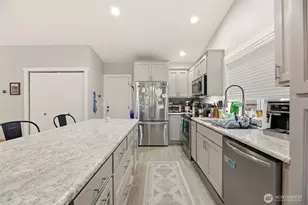 9615 9th St SE, Lake Stevens, WA 98258 - Photo 13