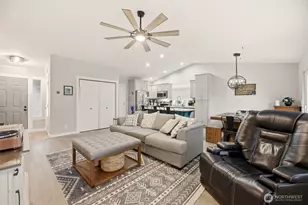 9615 9th St SE, Lake Stevens, WA 98258 - Photo 11