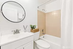 2020 Grant Ave S, Renton, WA 98055 - Photo 17