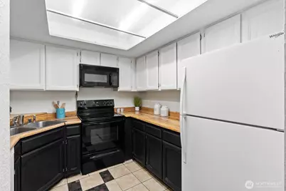 2509 NE 4th Street #316, Renton, WA 98056 - Photo 11