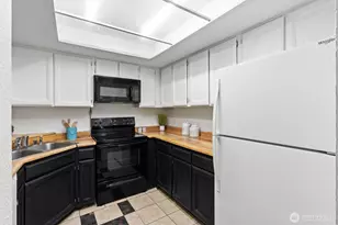 2509 NE 4th St, Renton, WA 98056 - Photo 11