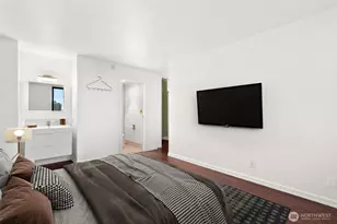 2100 3rd Ave, Seattle, WA 98121 - Photo 15