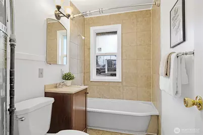 2807 NE 16th Street, Renton, WA 98056 - Photo 17