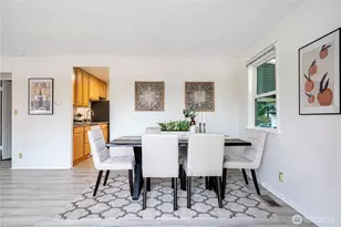 2807 NE 16th St, Renton, WA 98056 - Photo 3