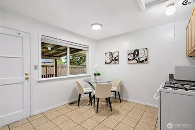 2807 NE 16th Street, Renton, WA 98056 - Photo 11