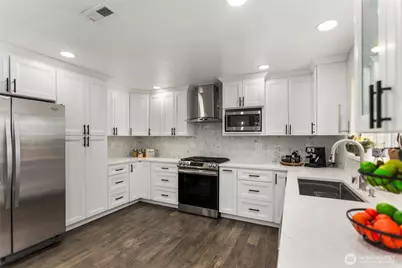 1525 218th Place NE, Sammamish, WA 98074 - Photo 11