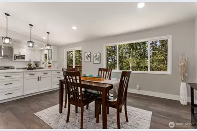 1525 218th Place NE, Sammamish, WA 98074 - Photo 9