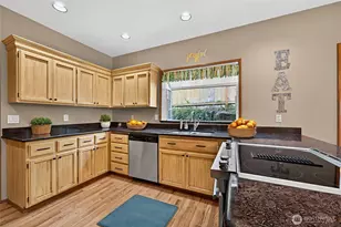 18304 68th Ave W, Lynnwood, WA 98037 - Photo 9