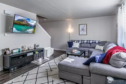 12409 121st Street E, Puyallup, WA 98374 - Photo 3