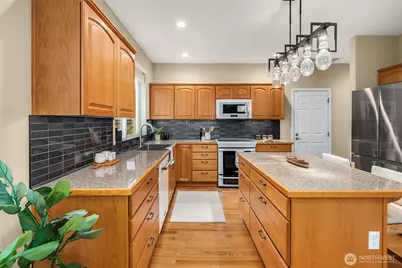 2802 144th Place SW, Lynnwood, WA 98087 - Photo 9