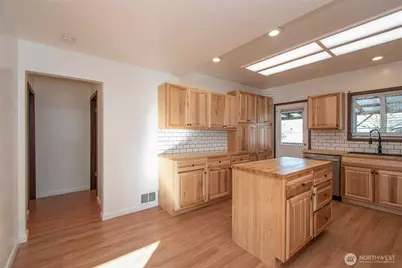 1123 W 9th Street, Port Angeles, WA 98363 - Photo 15