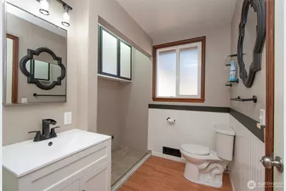 1123 W 9th Street, Port Angeles, WA 98363 - Photo 17