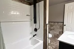 10618 229th St E, Graham, WA 98338 - Photo 11