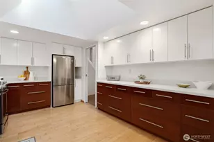 2103 180th Ct NE, Redmond, WA 98052 - Photo 9